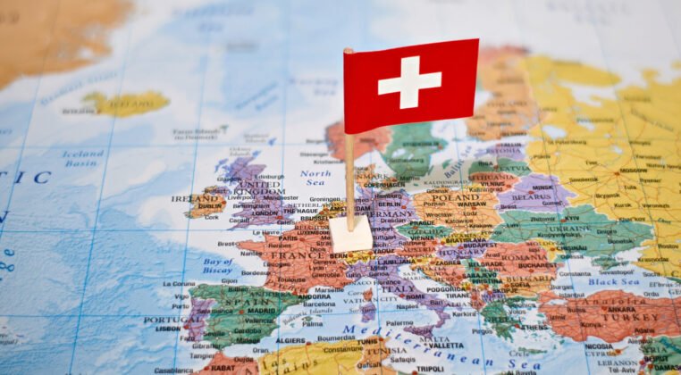 Der Firmensitz unserer Kanzlei GlobeX & Partner GmbH ist in der Schweiz in Ennetmoos und dort beginnt unsere Arbeit. Vor Eröffnung der Insolvenz werden unsere Mandanten beraten und unterstützt.