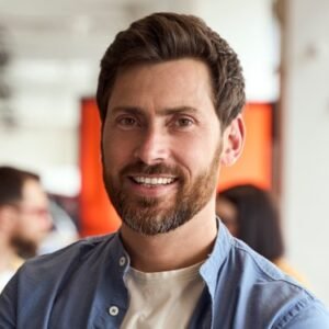 Unser Service Team kümmert sich am Telefon, um Ihre Fragen und Termine rund um das Thema Insolvenz und EU-Insolvenz.